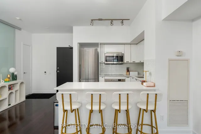 Additional image 4 of 33 Charles St Unit 3606