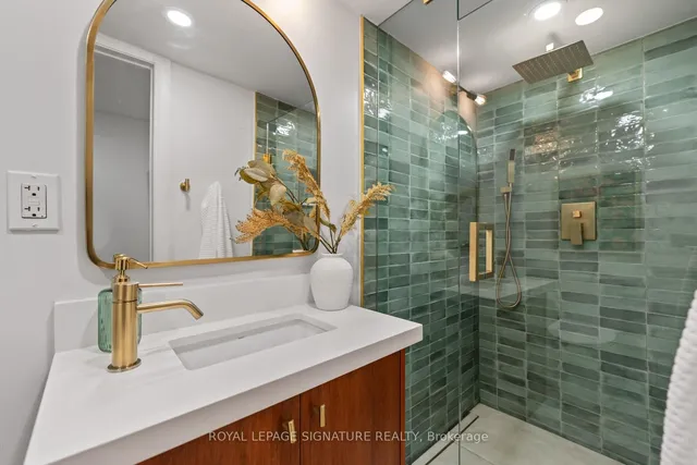 Additional image 40 of 174 Gowan Ave