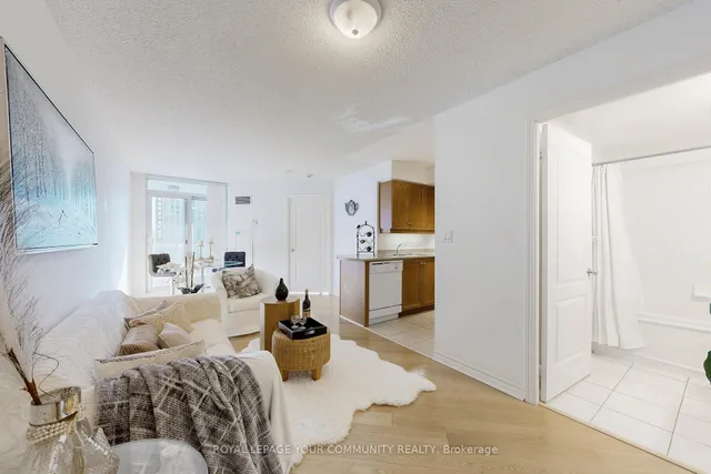 Additional image 9 of 2 Rean Dr Unit 1014