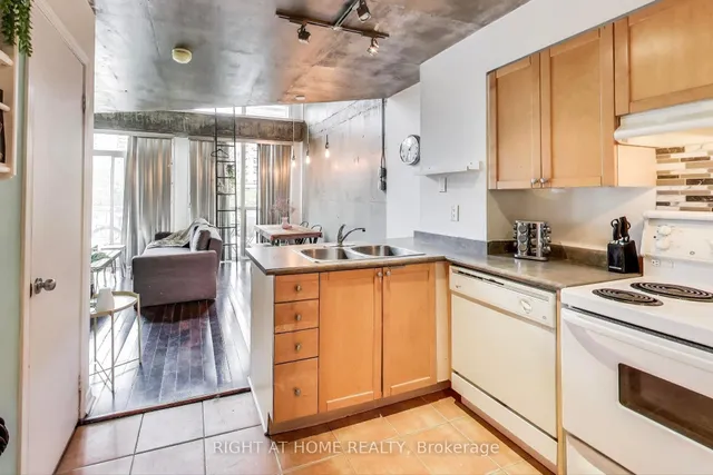 Additional image 6 of 1029 King St Unit 246