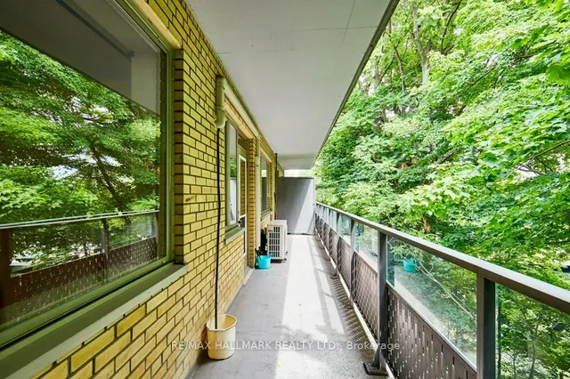 Additional image 21 of 40 Glen Rd Unit 209