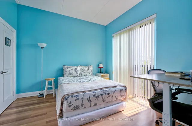 Additional image 9 of 2737 keele St Unit 213