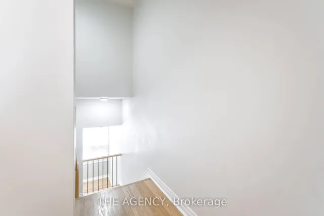 Additional image 21 of 90 Castlebury Cres Unit 21