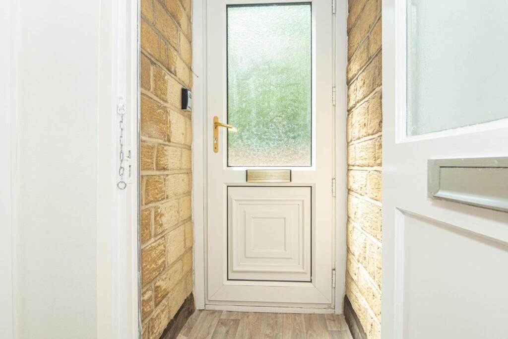Additional image 17 of Oastler Road, Shipley