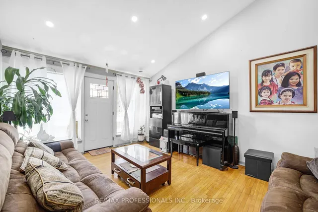 Additional image 4 of 256 John Garland Blvd Unit 133