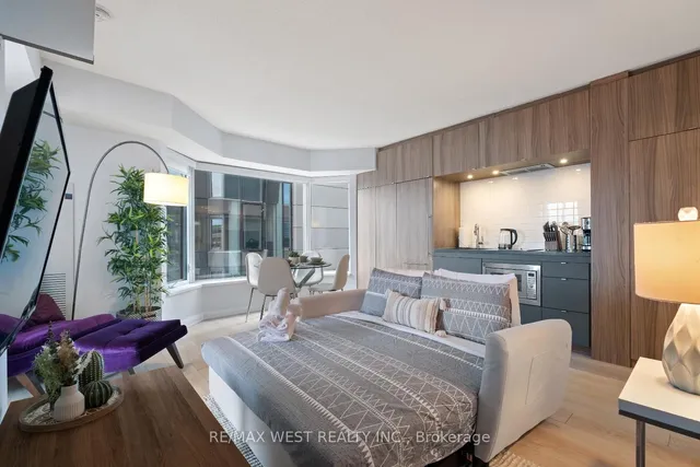 Additional image 34 of 155 Yorkville Ave Unit 704