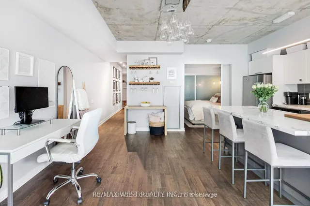 Additional image 5 of 650 King St Unit 310