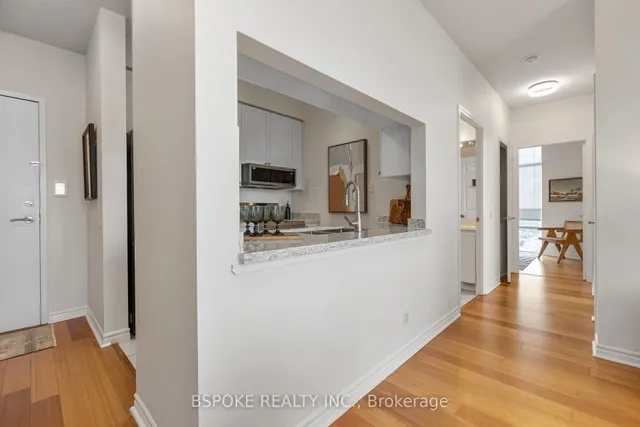 Additional image 11 of 18 Mondeo Dr Unit PH27