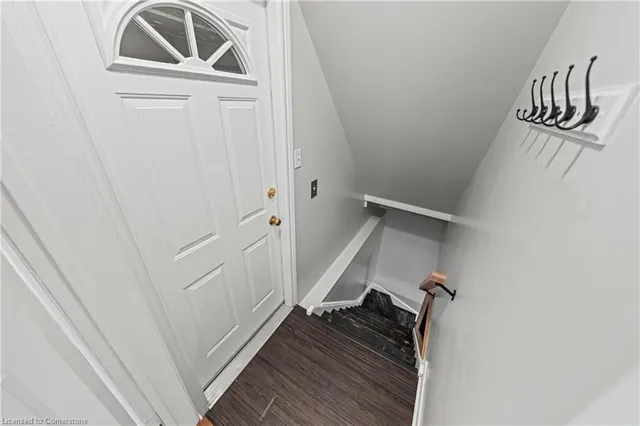 Additional image 31 of 154 Covington Cres