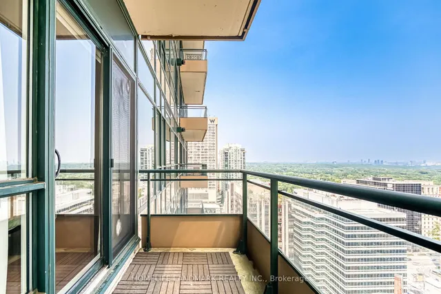 Additional image 25 of 35 Hayden St Unit 2701