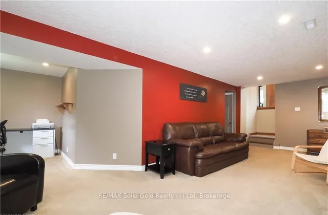 Additional image 36 of 462 Driftwood Dr