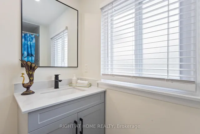 Additional image 25 of 77 Lowry Sq