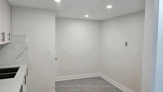 Additional image 12 of 2466 Eglinton Ave Unit 1203