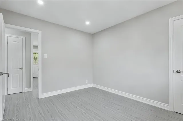 Additional image 18 of 259 Greenfield Ave