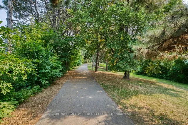 Additional image 49 of 92 Twenty Ninth St Unit 3