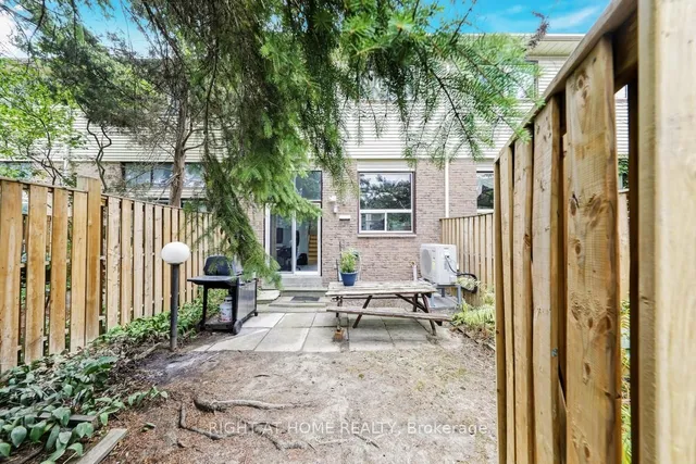 Additional image 33 of 129 Jenny Wren Way