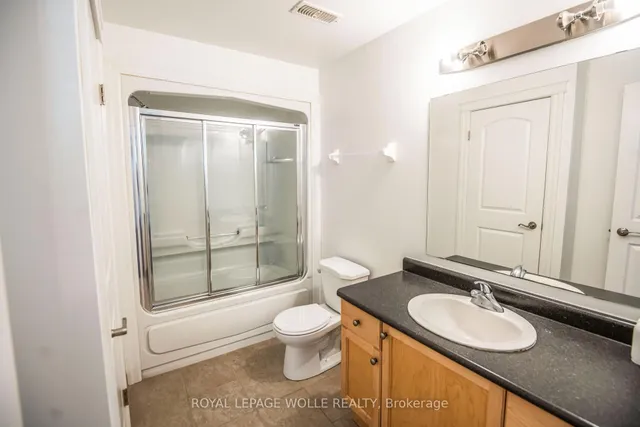 Additional image 17 of 555 King St Unit 109