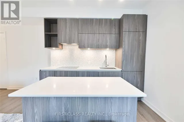 Additional image 10 of 1 Yorkville Ave Unit 608