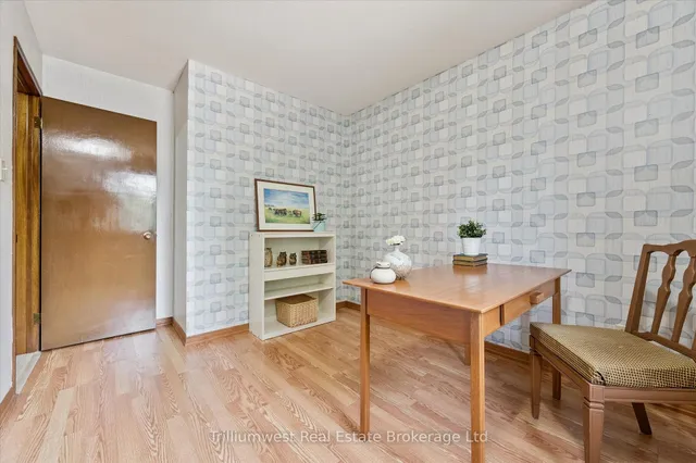 Additional image 16 of 402 Heritage Dr