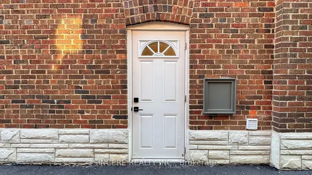 Additional image 47 of 123 Lawrence Ave