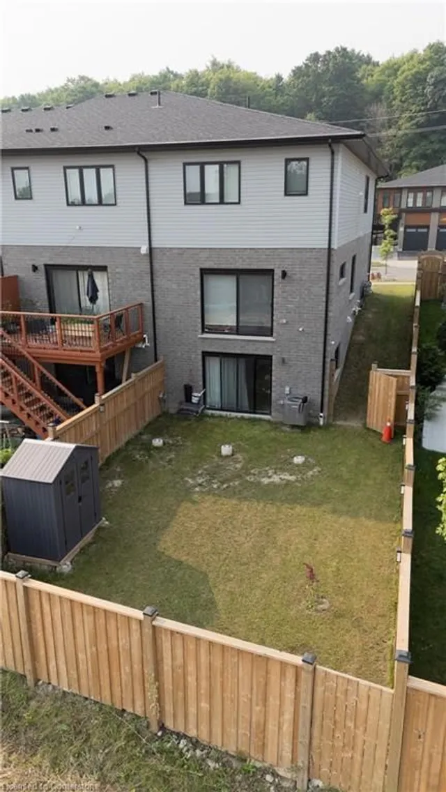 Additional image 37 of 933 Robert Ferrie Dr
