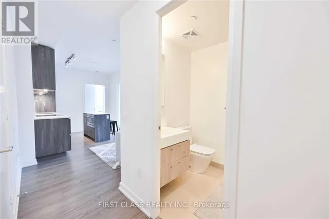 Additional image 7 of 1 Yorkville Ave Unit 608