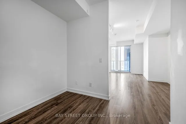 Additional image 19 of 20 Edward St Unit 1419