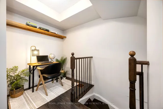 Additional image 27 of 8 Foundry Ave Unit 163