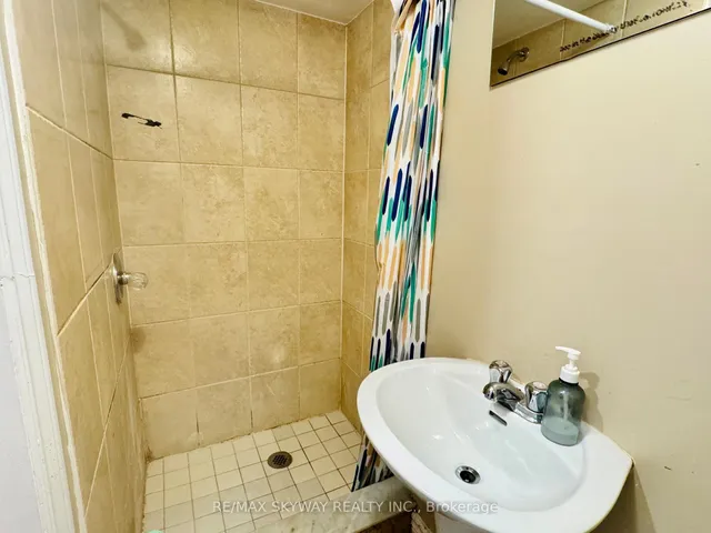 Additional image 17 of 294 Fergus Ave Unit 1