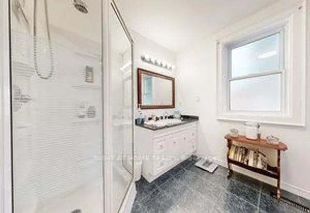 Additional image 25 of 159 ROSEMOUNT Ave