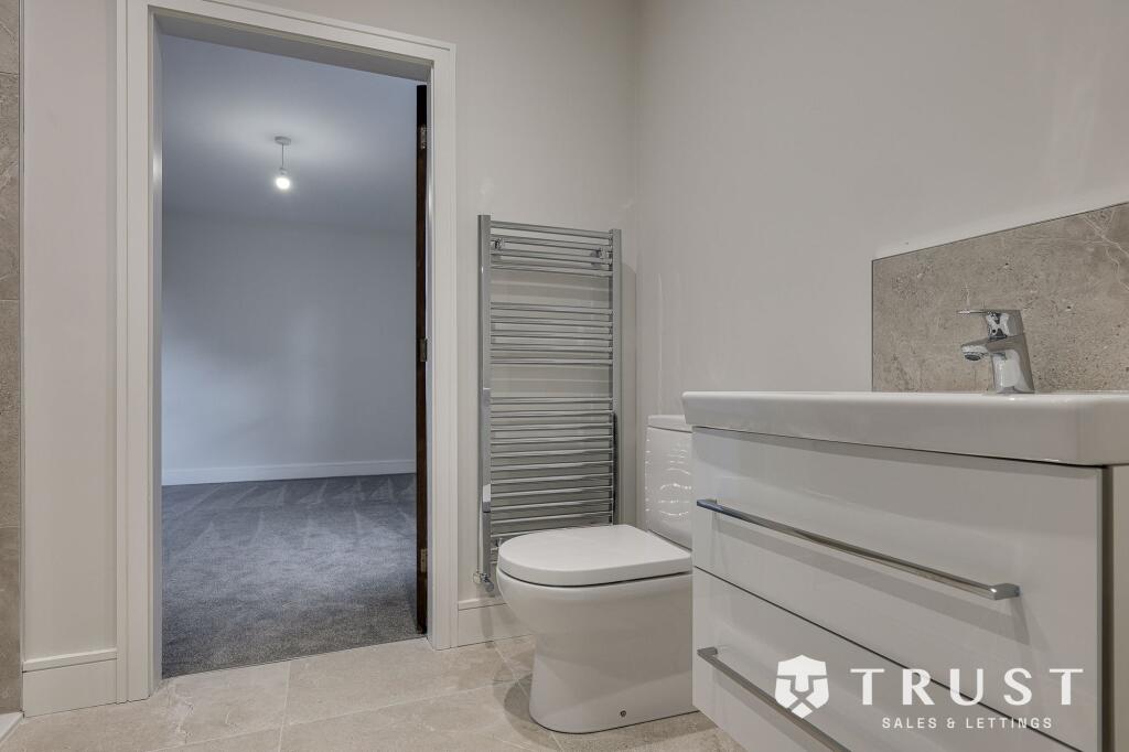 Additional image 33 of West Lane, Gomersal, BD19