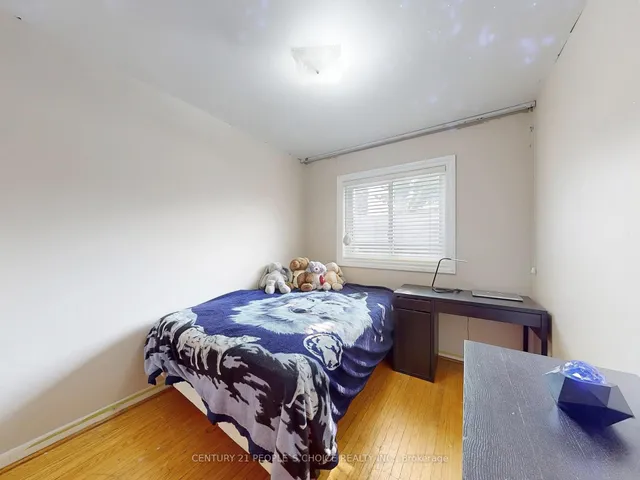 Additional image 23 of 42 Clayhall Cres
