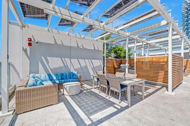 Additional image 34 of 15 Merchants' Wharf Unit 942