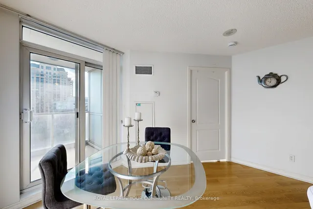 Additional image 20 of 2 Rean Dr Unit 1014