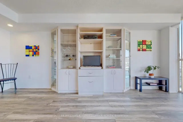 Additional image 7 of 705 King St Unit 1909