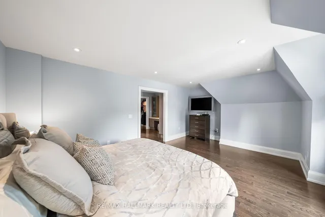 Additional image 34 of 19 Hycrest Ave