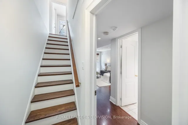 Additional image 31 of 33 Clark St