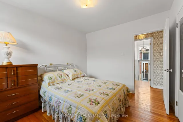 Additional image 21 of 70 Frost St