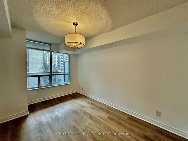 Additional image 8 of 225 Wellesley St Unit 409