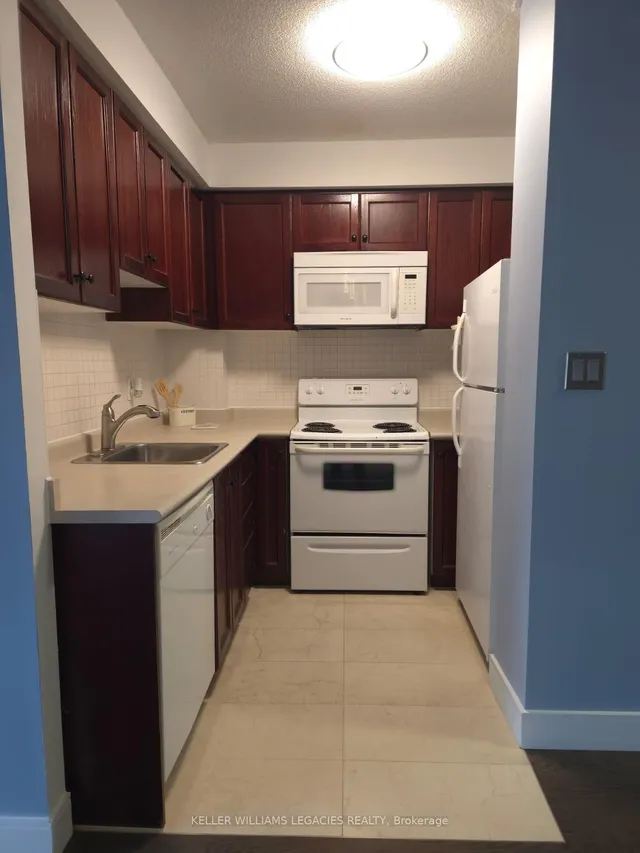 Additional image 15 of 2464 Weston Rd Unit 709