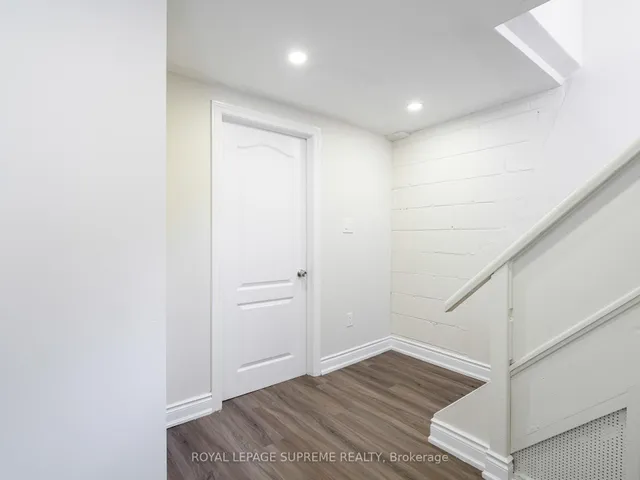 Additional image 37 of 40 Cartwright Ave
