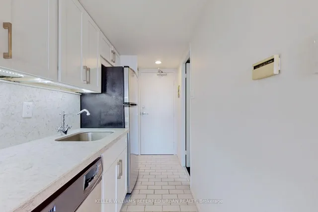 Additional image 10 of 705 King St Unit 1909