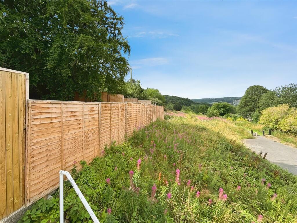 Additional image 15 of West Royd Drive, Shipley, BD18 1HN