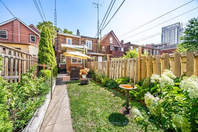 Additional image 33 of 532 Perth Ave