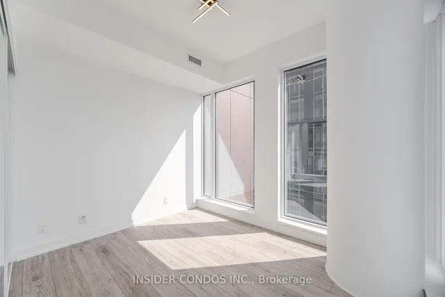 Additional image 23 of 55 Mercer St Unit 4911