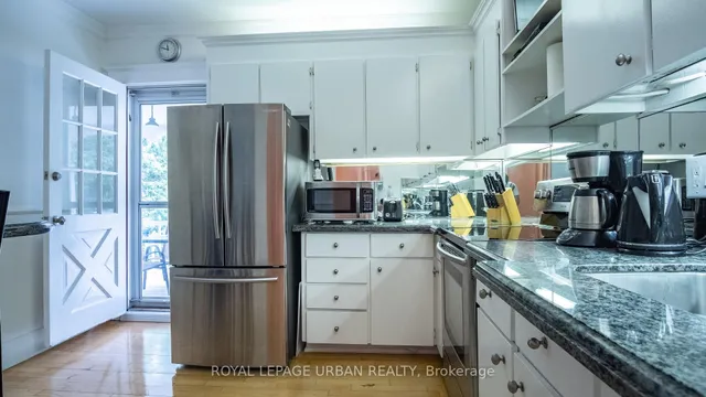 Additional image 23 of 64 Brooklyn Ave