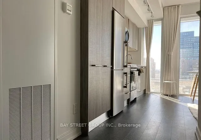 Additional image 7 of 28 Wellesley St Unit 2601