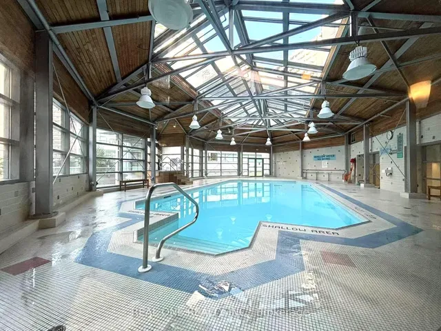 Additional image 38 of 711 Bay St Unit 1012