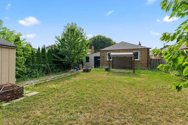 Additional image 44 of 58 Leahann Dr