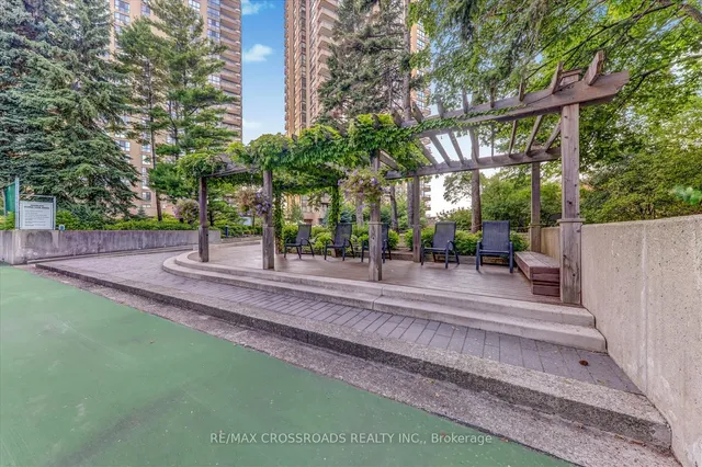 Additional image 36 of 1 Concorde Pl Unit 405